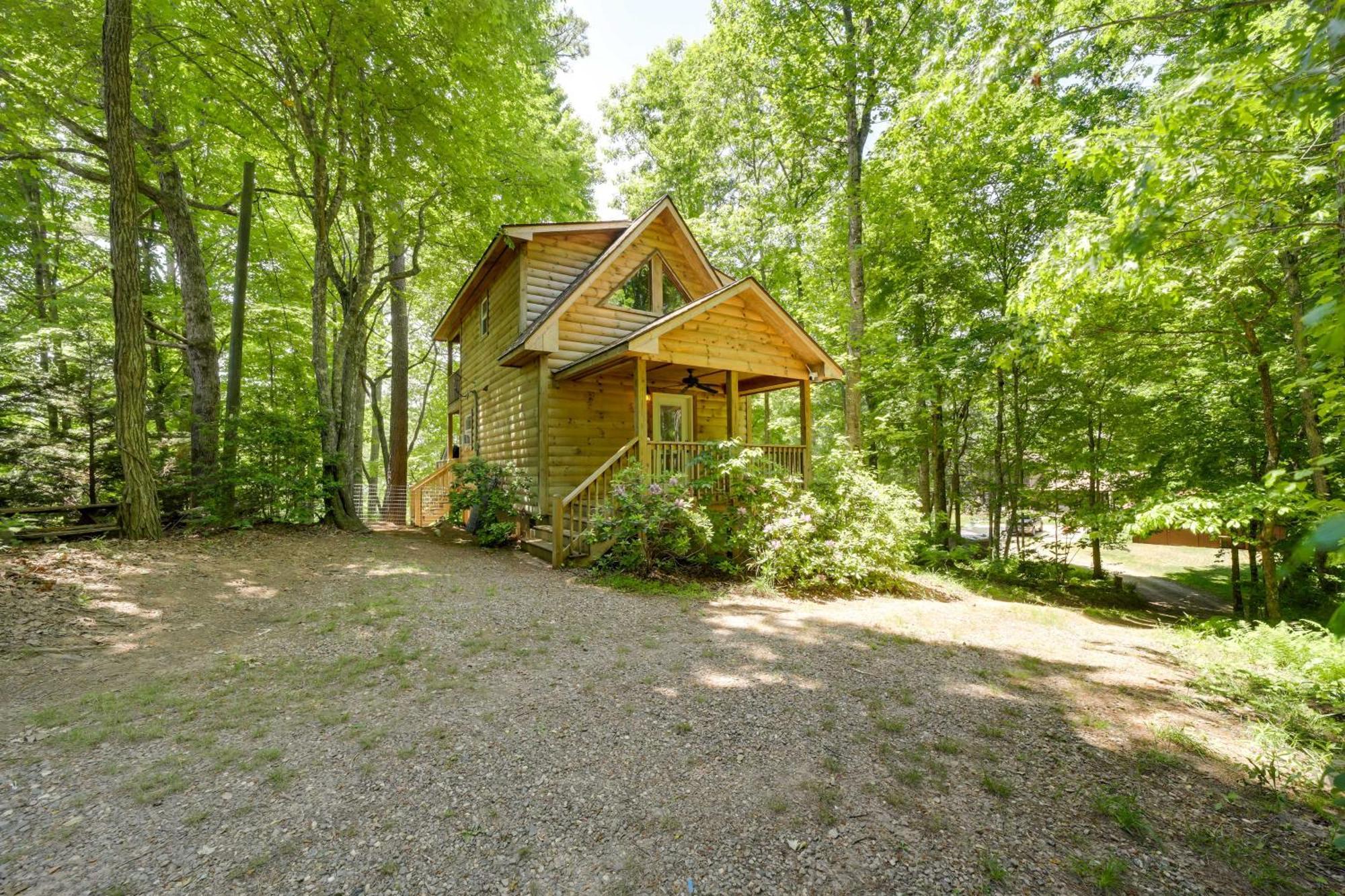 Cozy Whittier Cabin And Yard And Hot Tub, Pets Welcome 외부 사진